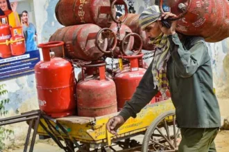 अब LPG सिलेंडर की होम डिलीवरी के लिए बताना होगा OTP