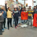 अखिल भारतीय विद्यार्थी परिषद द्वारा सुभाष चौराहे पर नेता जी की प्रतिमा पर माल्यार्पण कर तांडव वेब सीरीज का किया गया विरोध प्रदर्शन